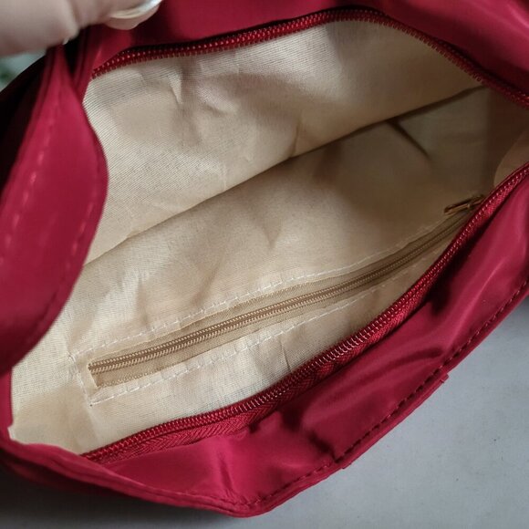 NWT RED BOWTIE CROSSBODY PURSE - Picture 7 of 9